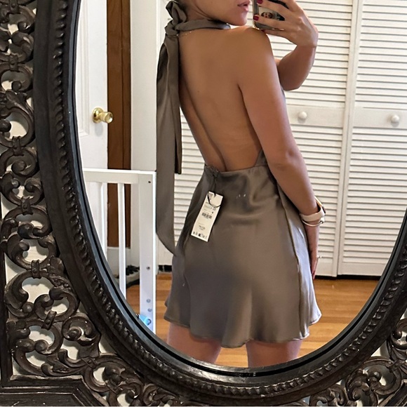 Satin effect mini dress - Picture 3 of 3